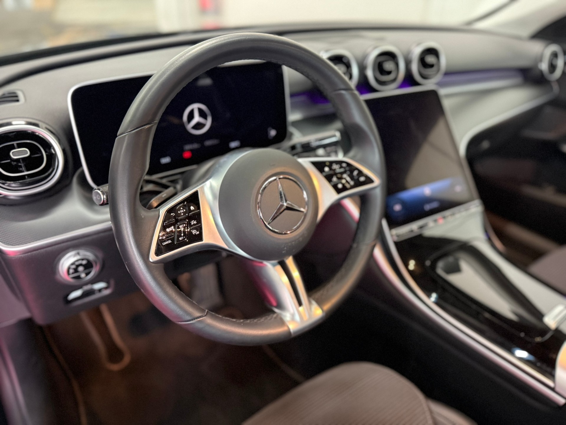 MERCEDES-BENZ C 200 d T-image-9