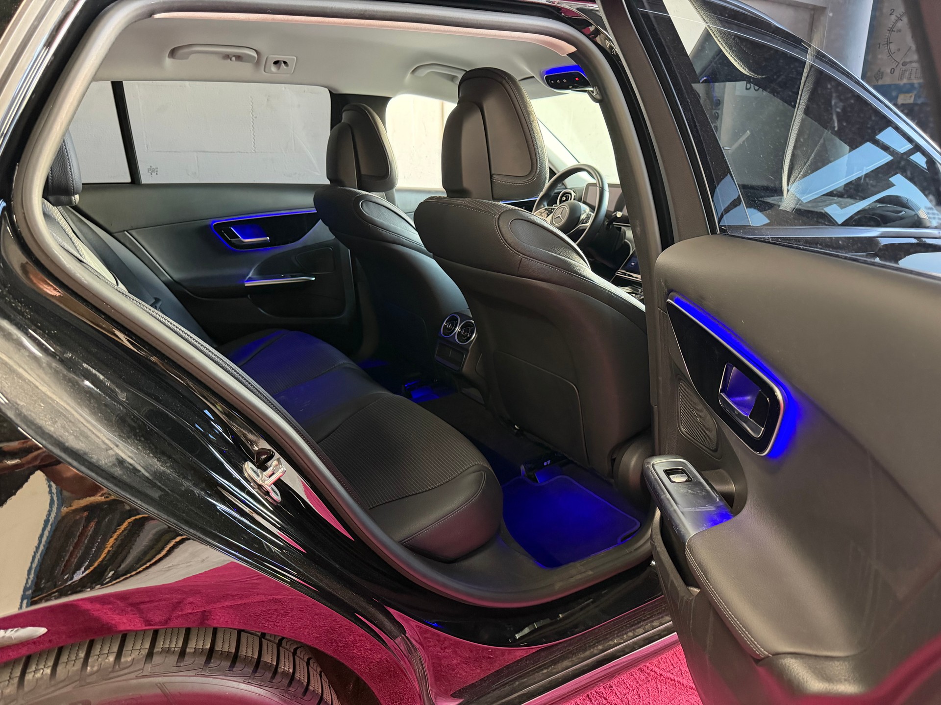MERCEDES-BENZ C 200 d T-image-14