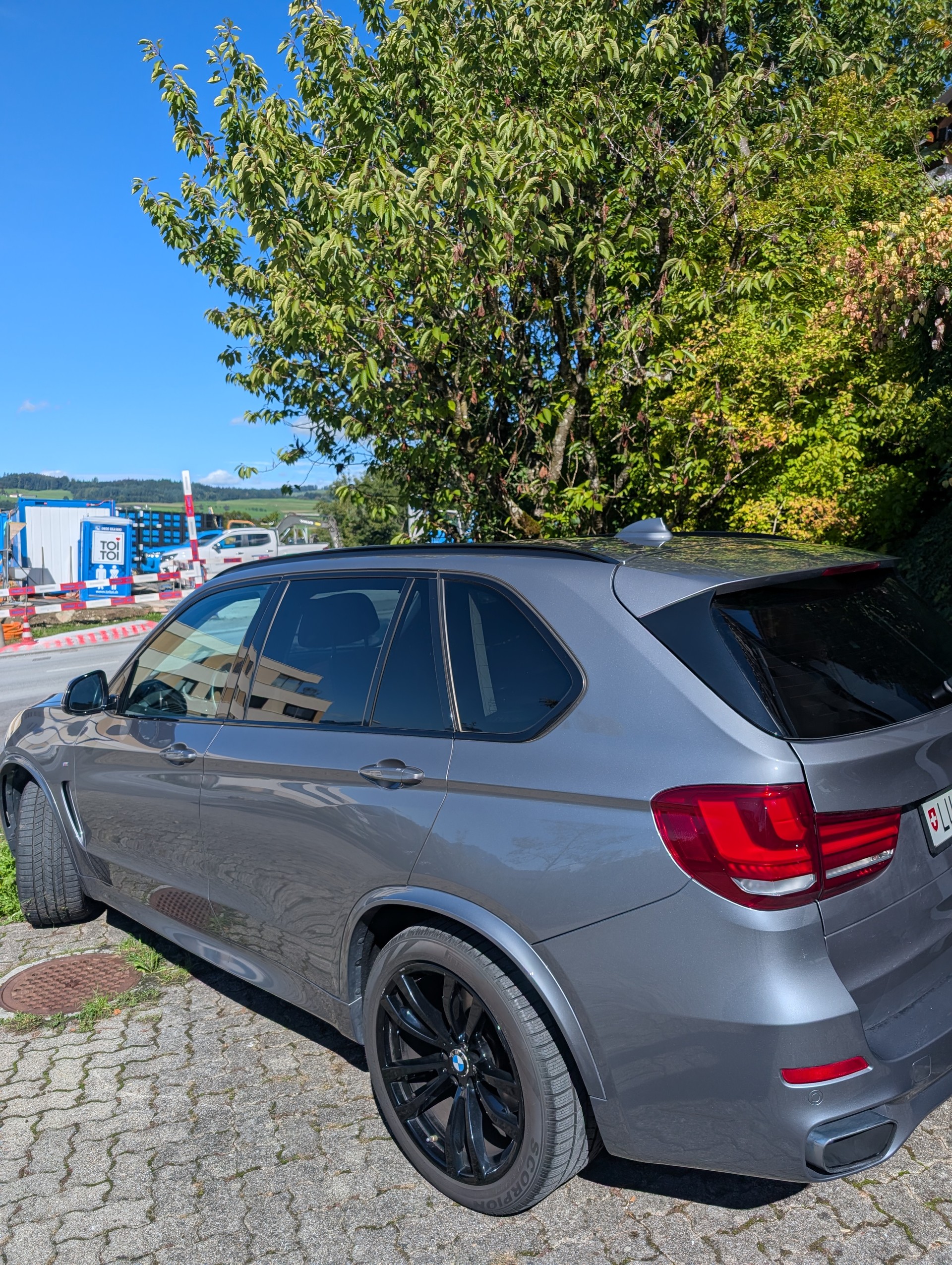 BMW X5 xDrive 50i Pure M Sport Plus Steptronic-image-6