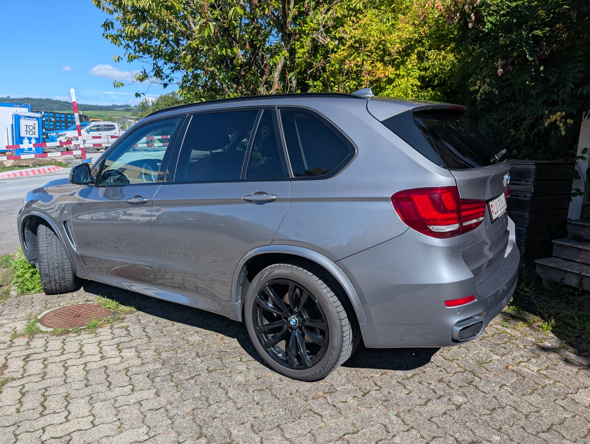 BMW X5 xDrive 50i Pure M Sport Plus Steptronic-image-7