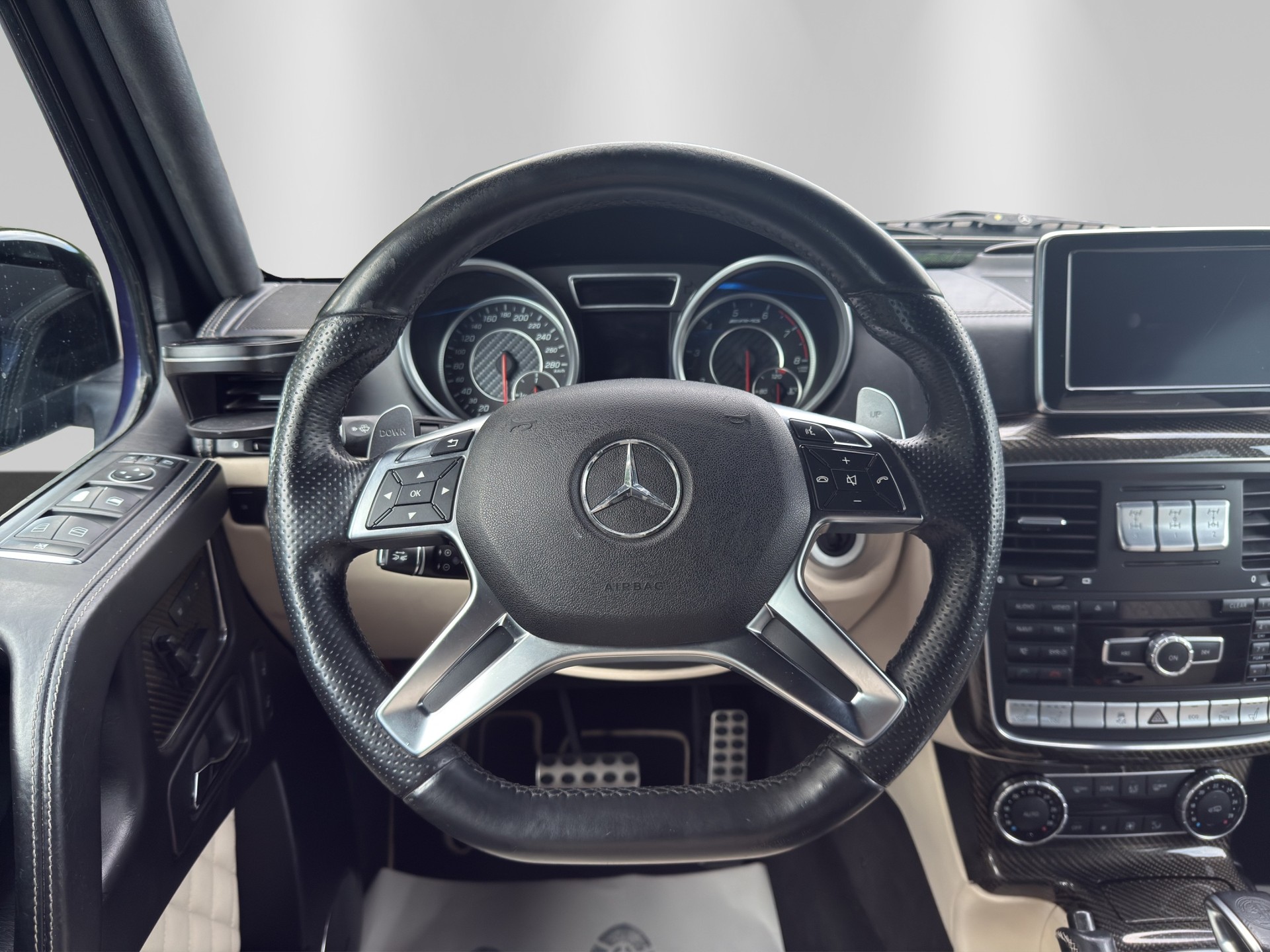 MERCEDES-BENZ G 63 AMG Edition 463 Speedshift Plus 7G-Tronic-image-10