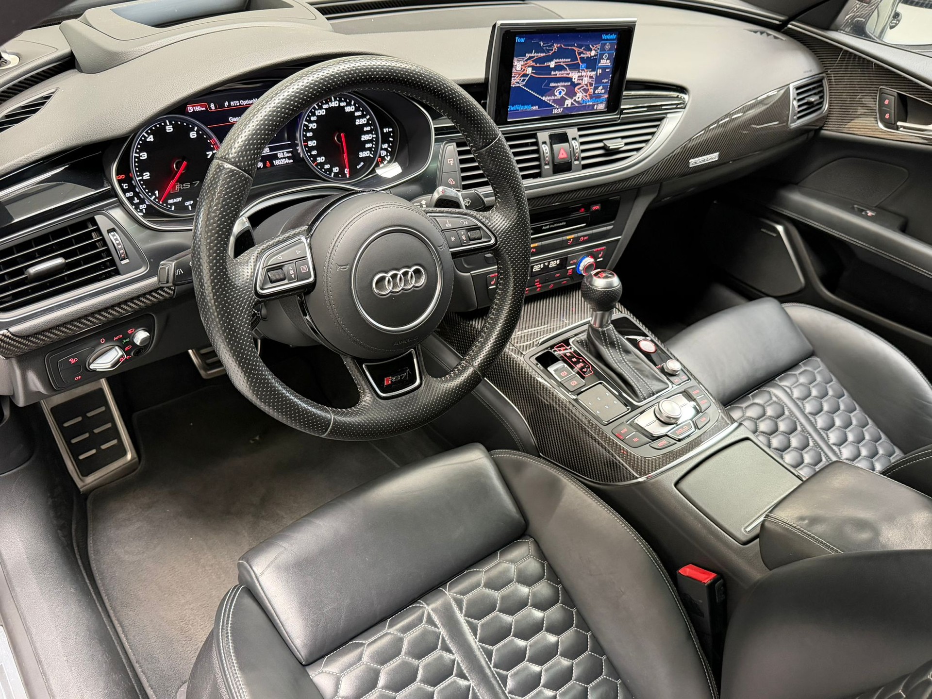 AUDI RS7 Sportback 4.0 TFSI V8 quattro S-tronic-image-20