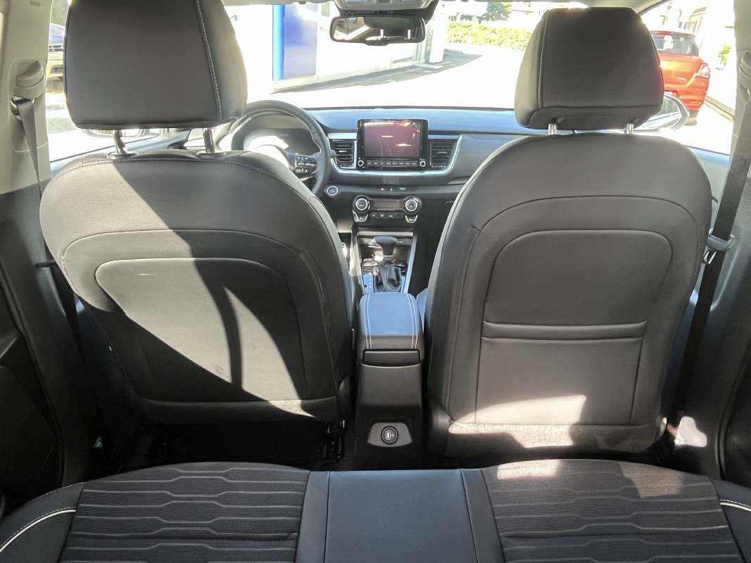 KIA Stonic 1.0 T-GDi GT-Line-image-5