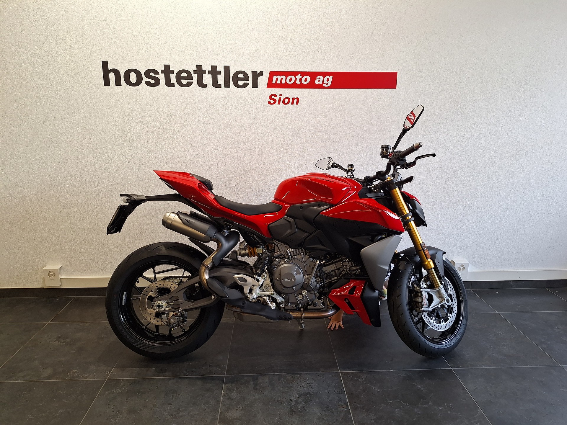 DUCATI Streetfighter V2 S 35 kW-showroom-element-1