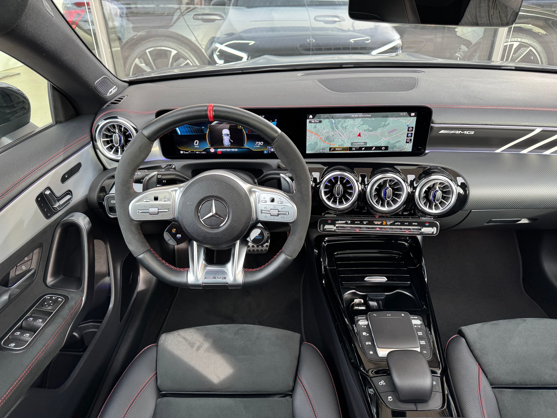 MERCEDES-BENZ CLA Shooting Brake 45 S AMG 4Matic+ 8G-DCT-image-10