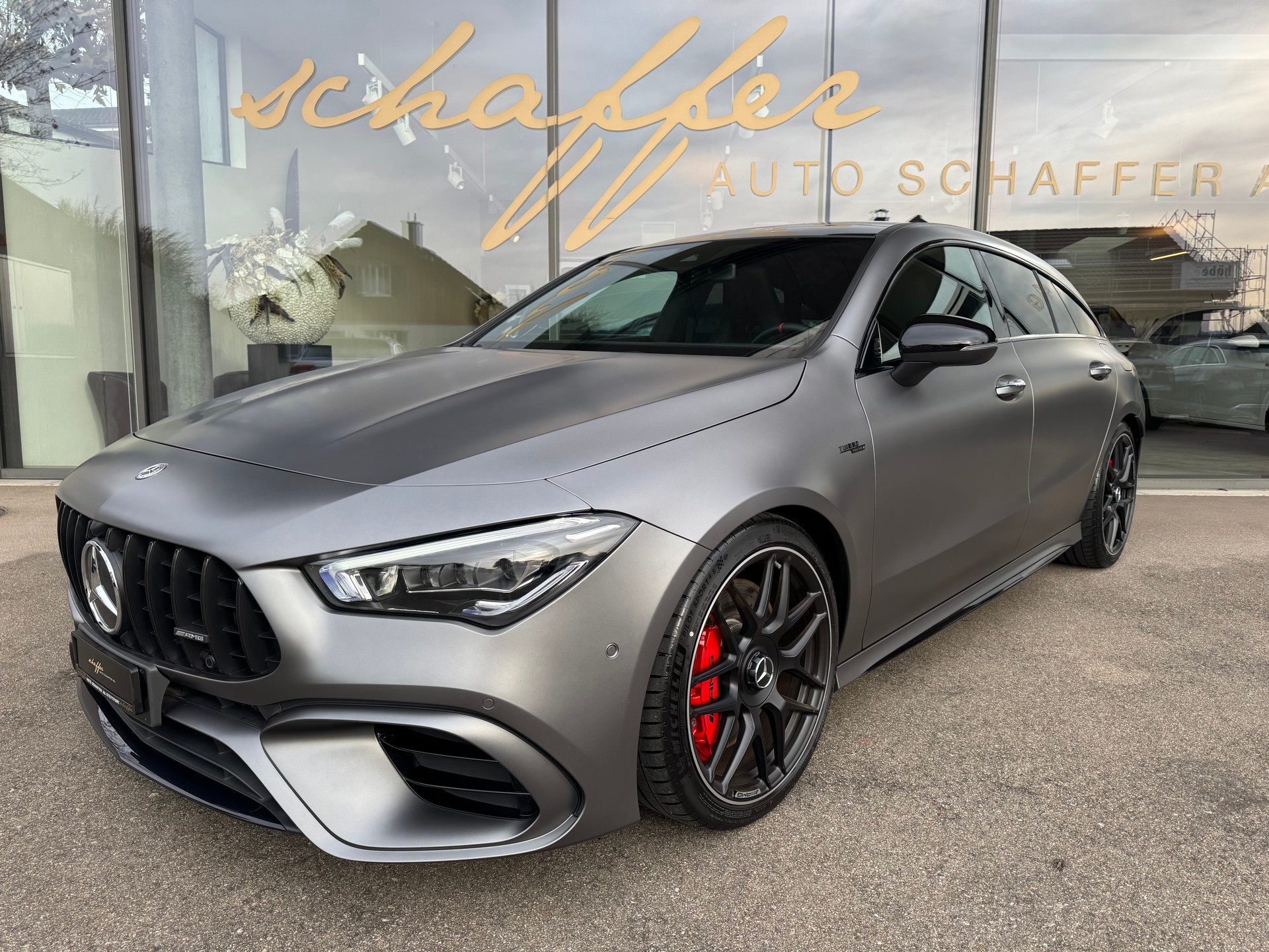 MERCEDES-BENZ CLA Shooting Brake 45 S AMG 4Matic+ 8G-DCT-showroom-element-1