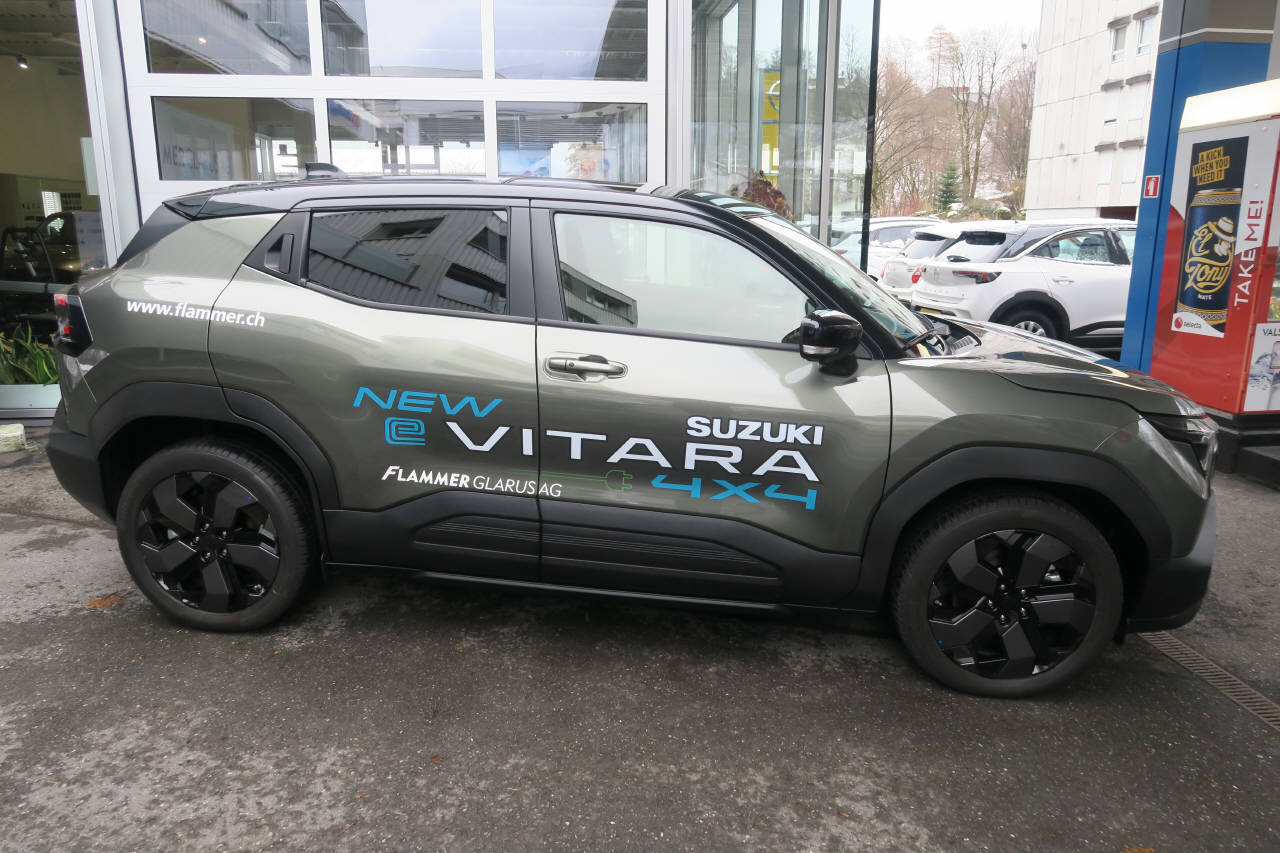 SUZUKI e Vitara Compact Top 4x4-showroom-element-1