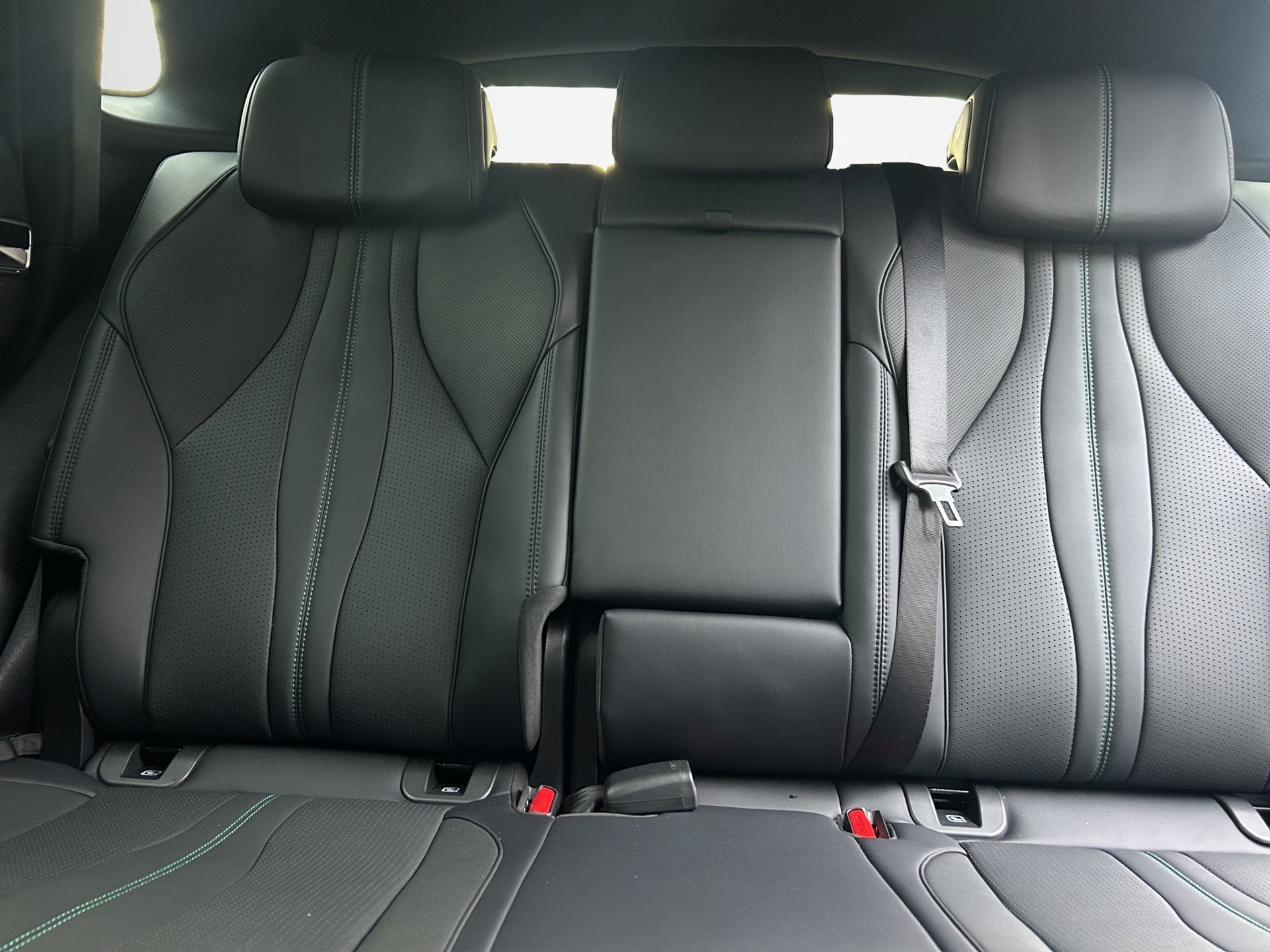 BYD Seal U DM-i Design AWD-image-7