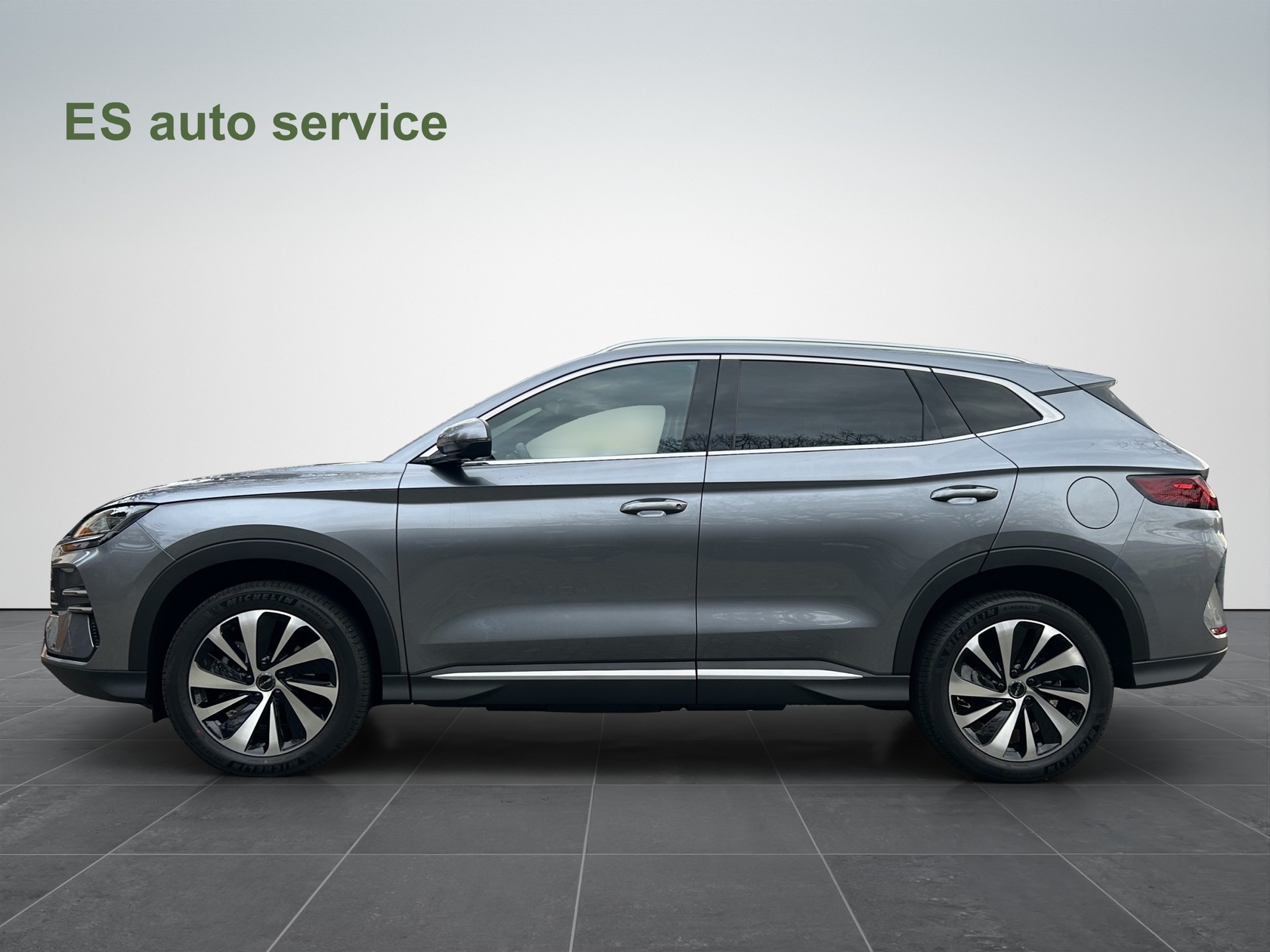 BYD Seal U DM-i Design AWD-image-1