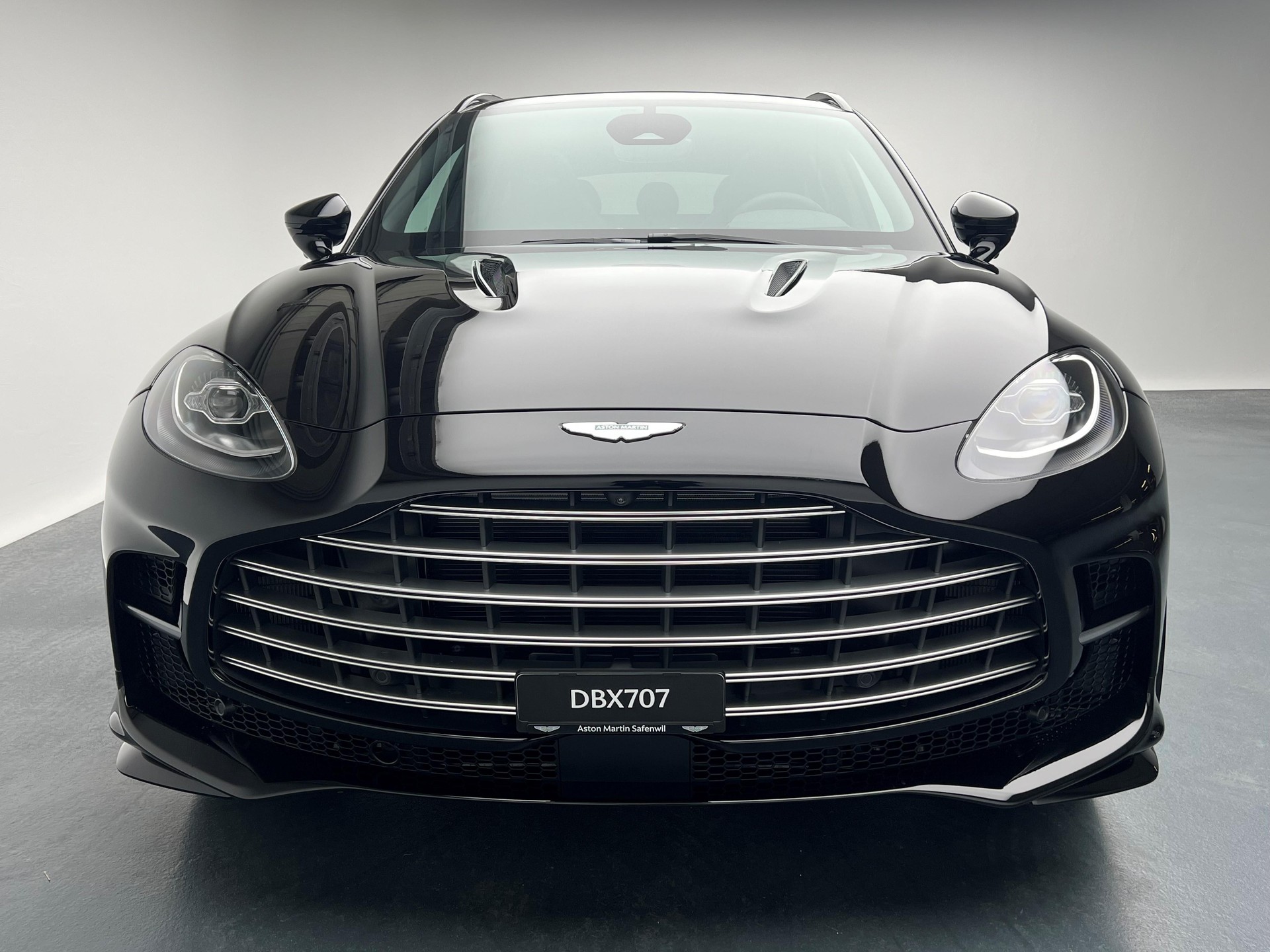 ASTON MARTIN DBX 707 4.0 V8 Bi-Turbo-image-17