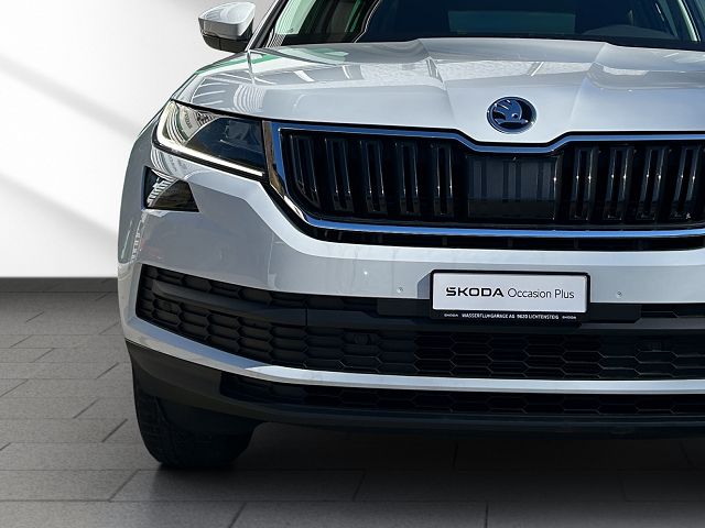 SKODA Kodiaq 2.0 TSI 4x4 DSG Smile-image-12