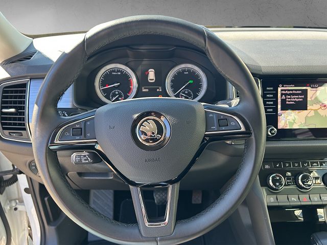 SKODA Kodiaq 2.0 TSI 4x4 DSG Smile-image-13