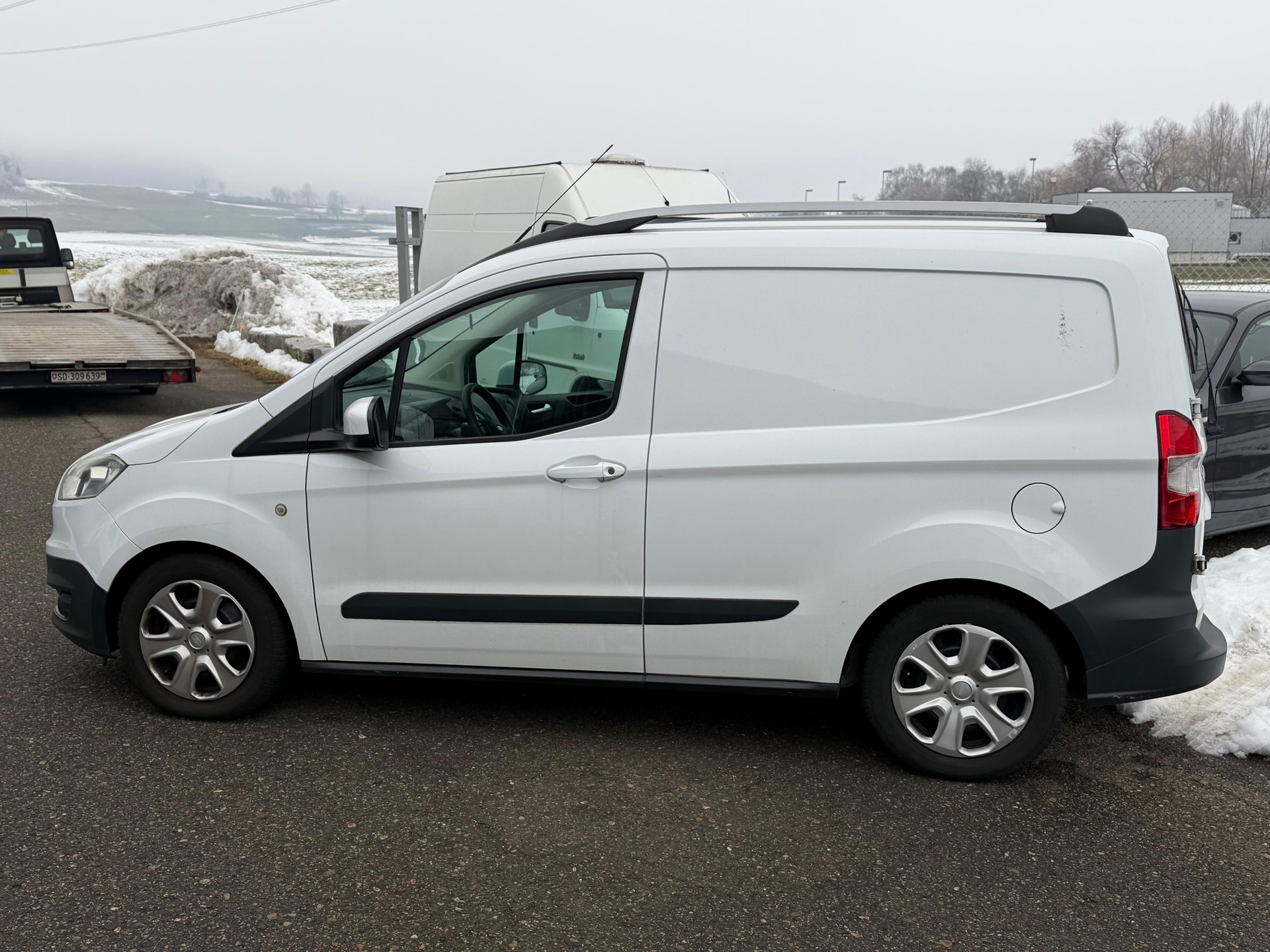 FORD Transit Courier Van 1.0 EcoBoost Ambiente-image-7