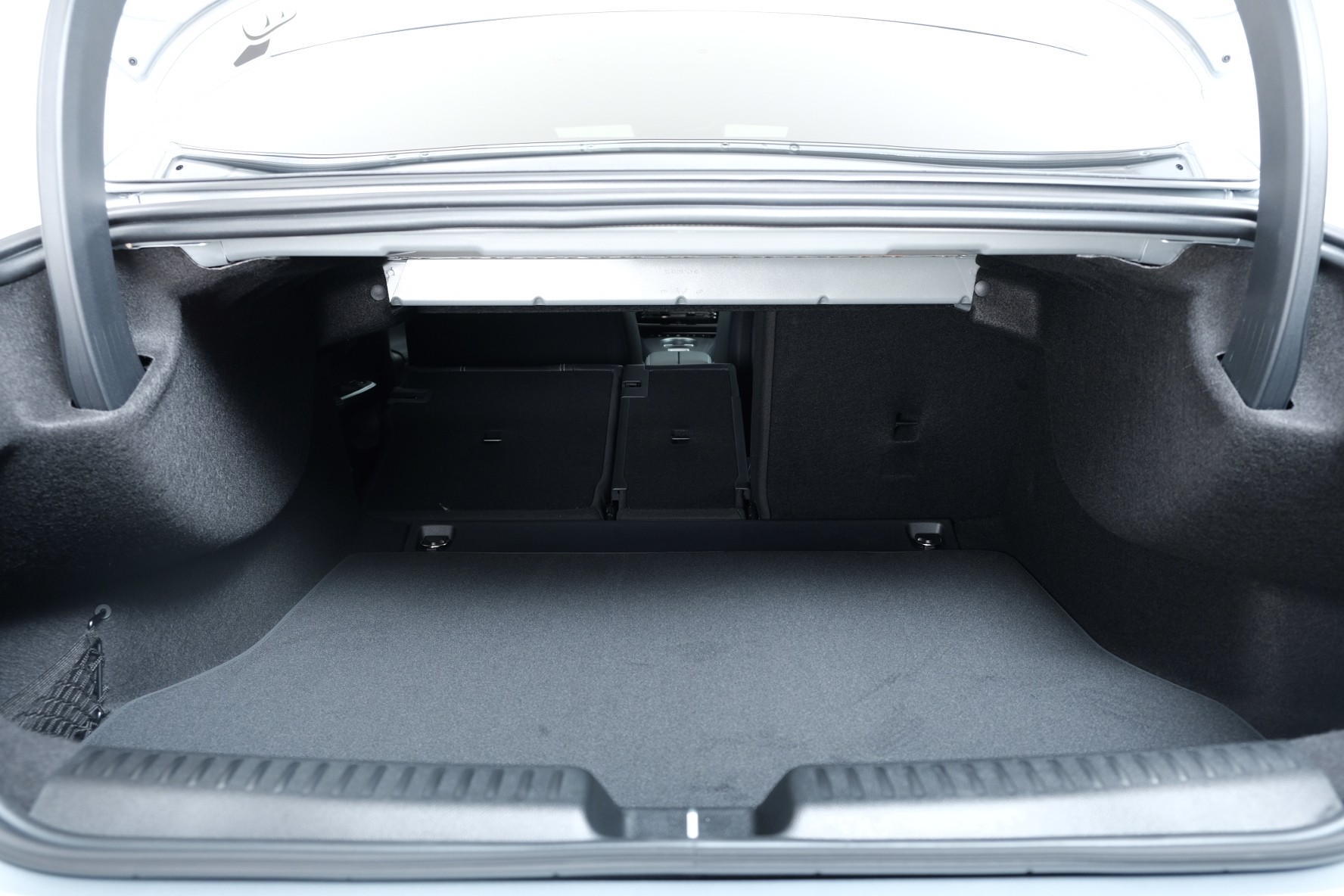 MERCEDES-BENZ CLA 220 8G-DCT 4Matic-image-13
