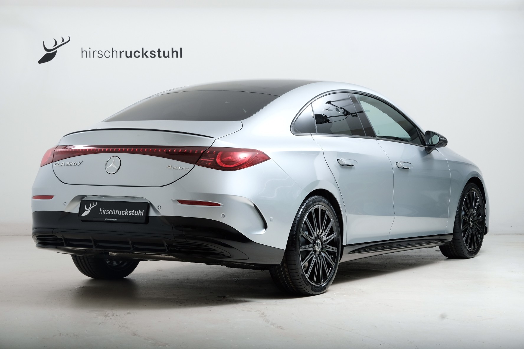 MERCEDES-BENZ CLA 220 8G-DCT 4Matic-image-3