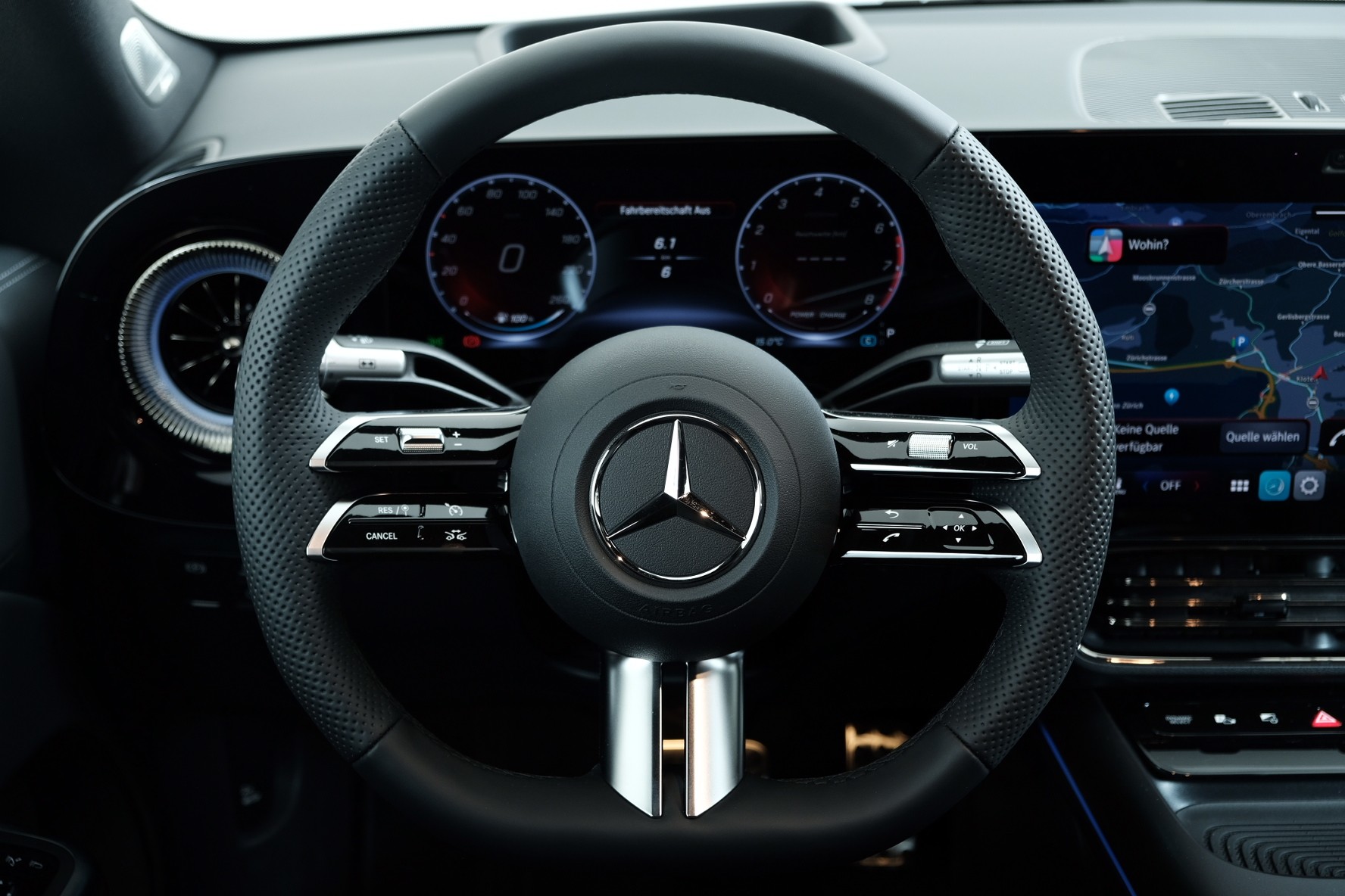 MERCEDES-BENZ CLA 220 8G-DCT 4Matic-image-7