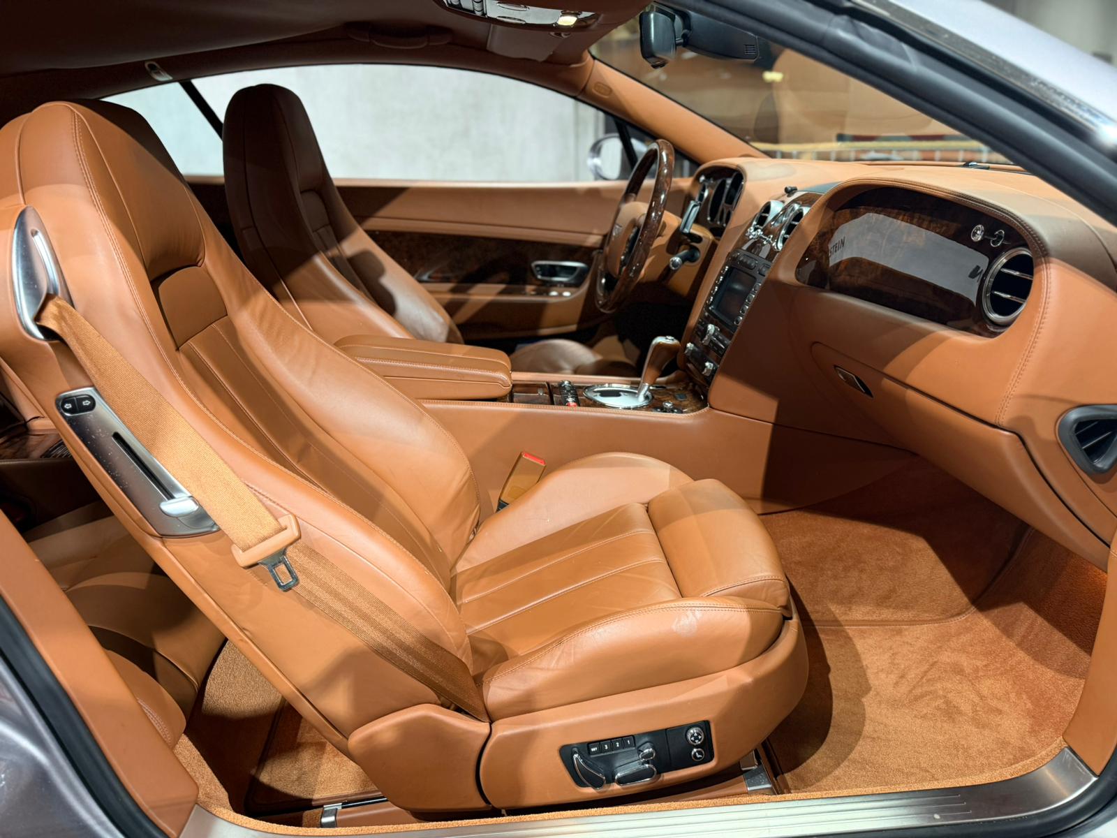 BENTLEY Continental GT 6.0-image-14