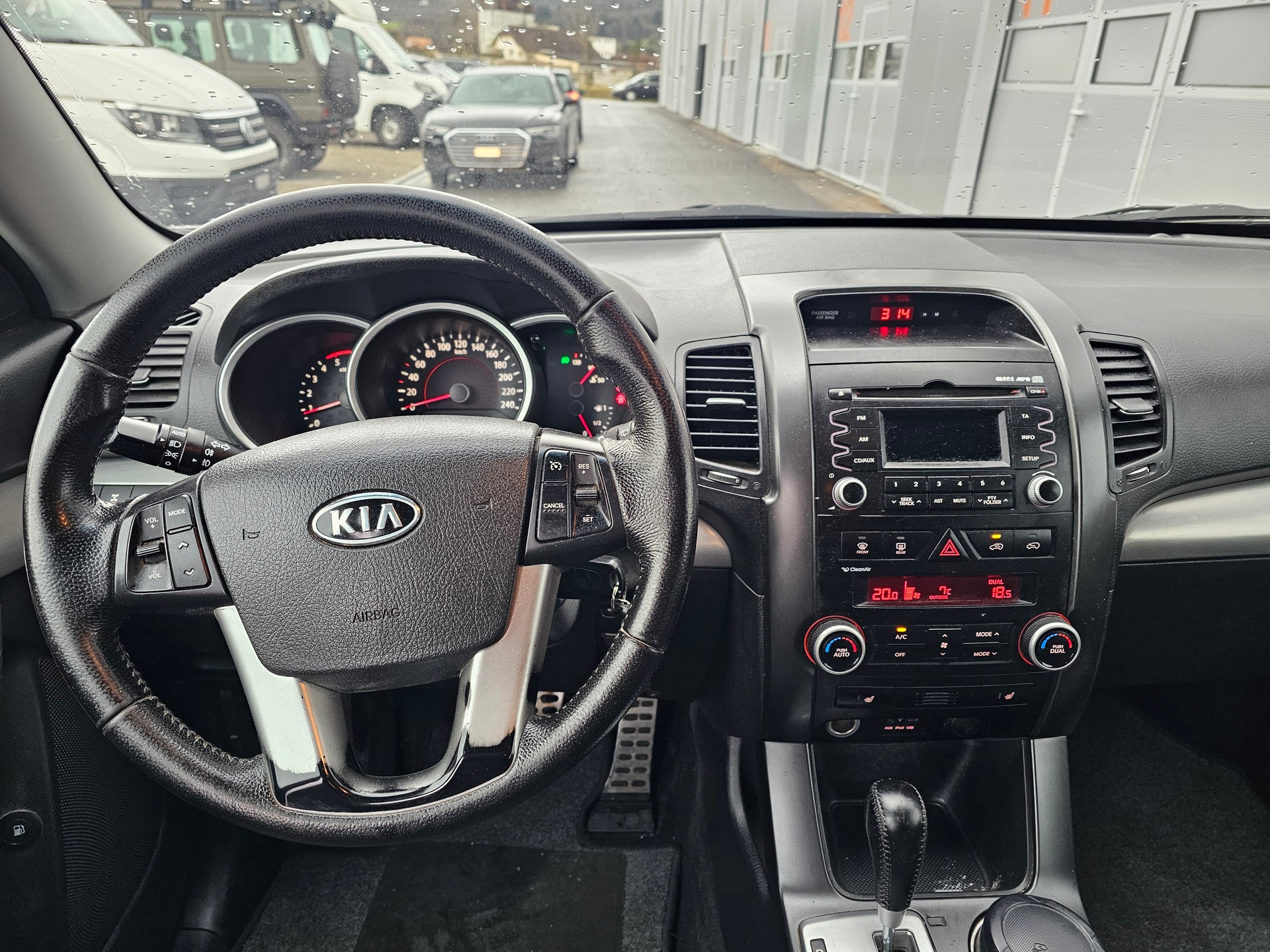 KIA Sorento 2.2 CRDI Trend Automatic-image-13