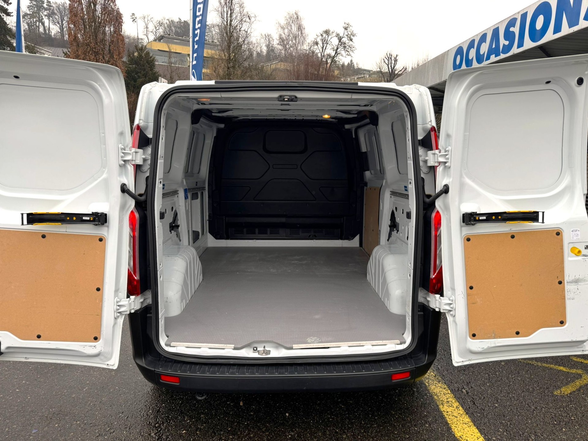 FORD Transit Cust 280 L1 Basis-image-13