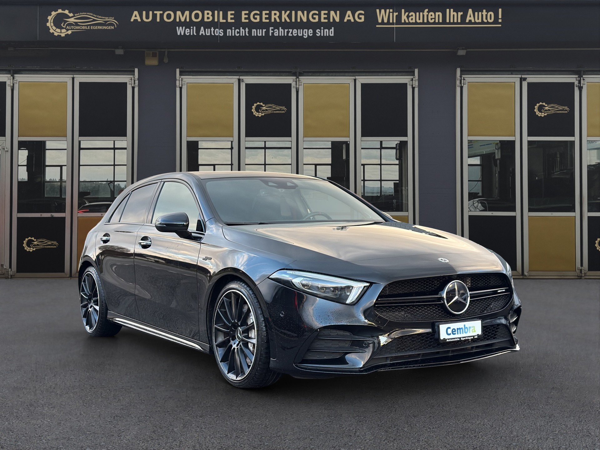 MERCEDES-BENZ A 35 AMG 4matic-image-2