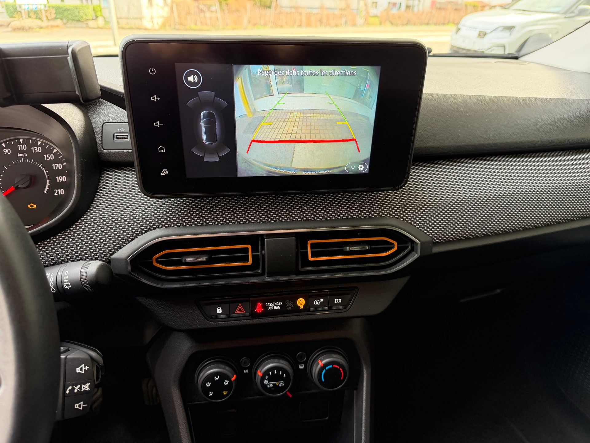 DACIA Sandero Stepway TCe 90 Comfort-image-12