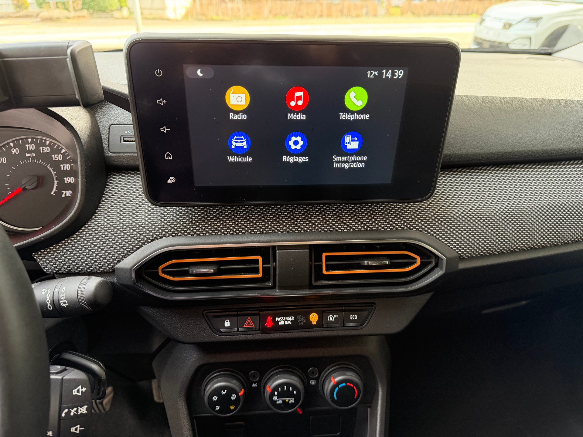 DACIA Sandero Stepway TCe 90 Comfort-image-13