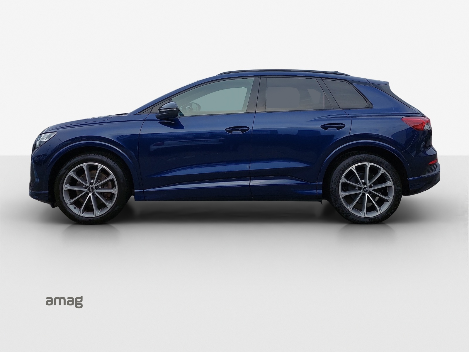 AUDI Q4 e-tron 40-image-1