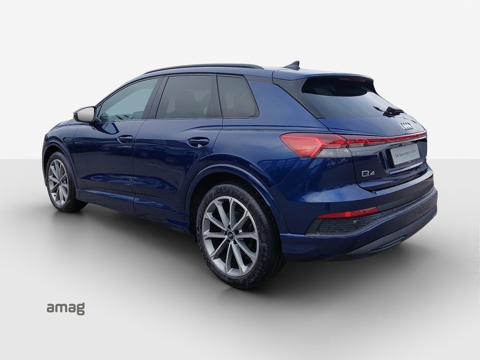AUDI Q4 e-tron 40-image-3