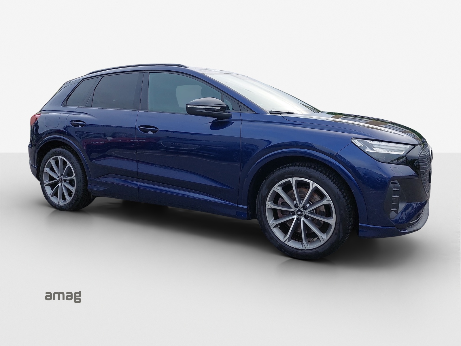 AUDI Q4 e-tron 40-image-6