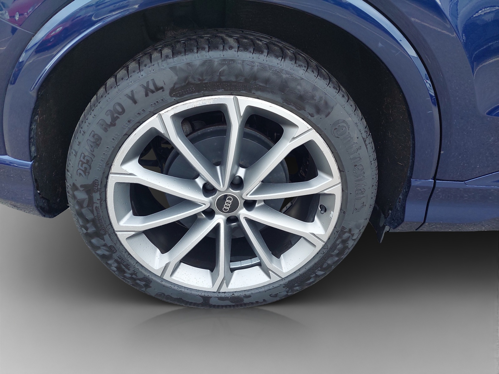 AUDI Q4 e-tron 40-image-14