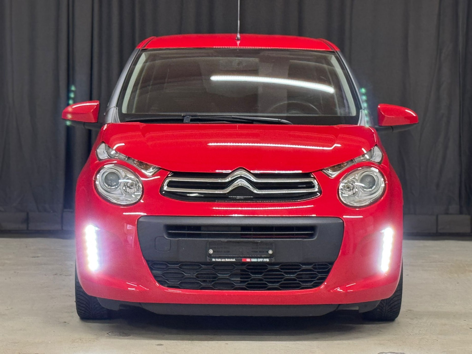 CITROEN C1 1.0 VTi Shine Stop&Start-image-2