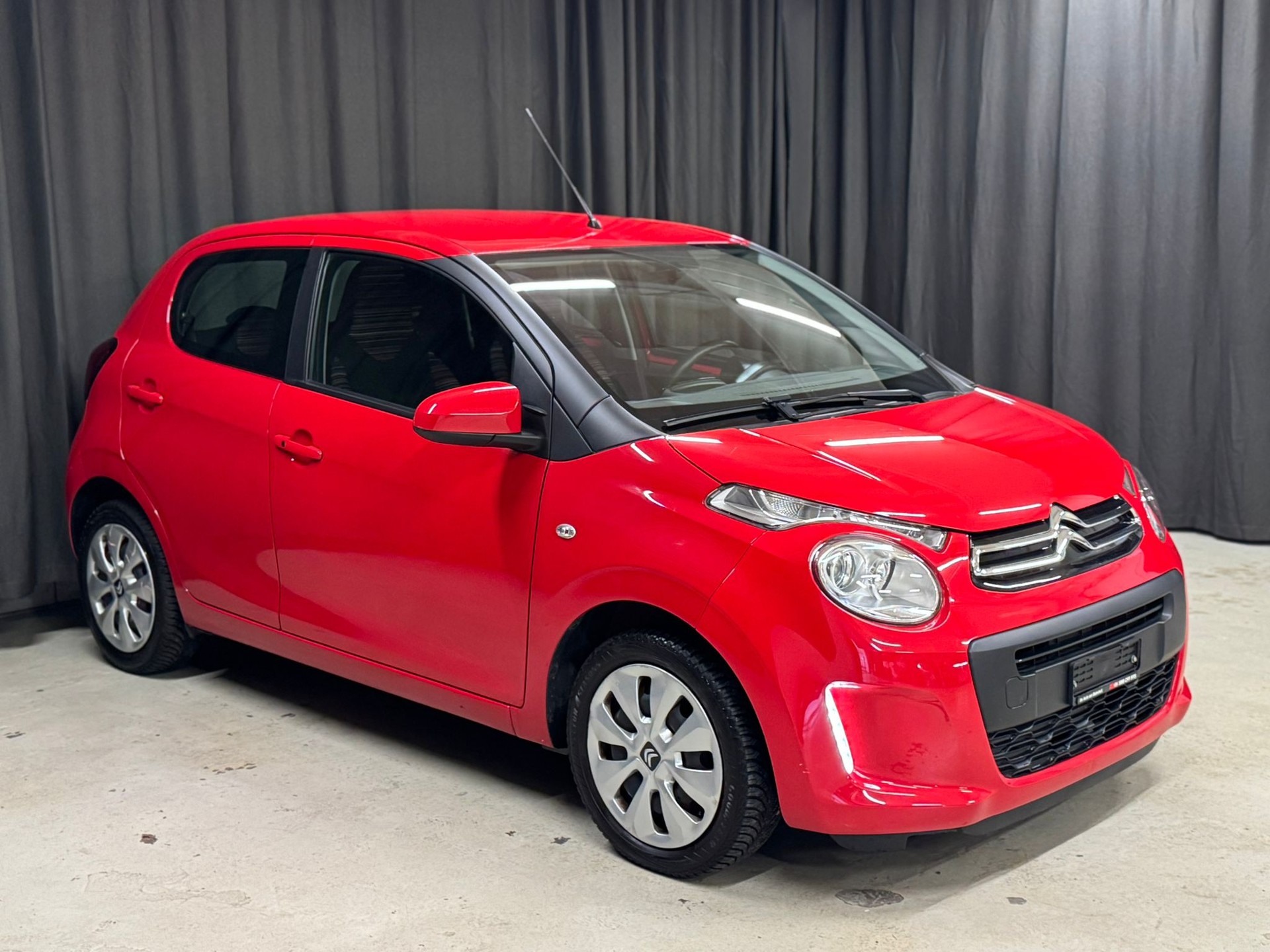 CITROEN C1 1.0 VTi Shine Stop&Start-image-1