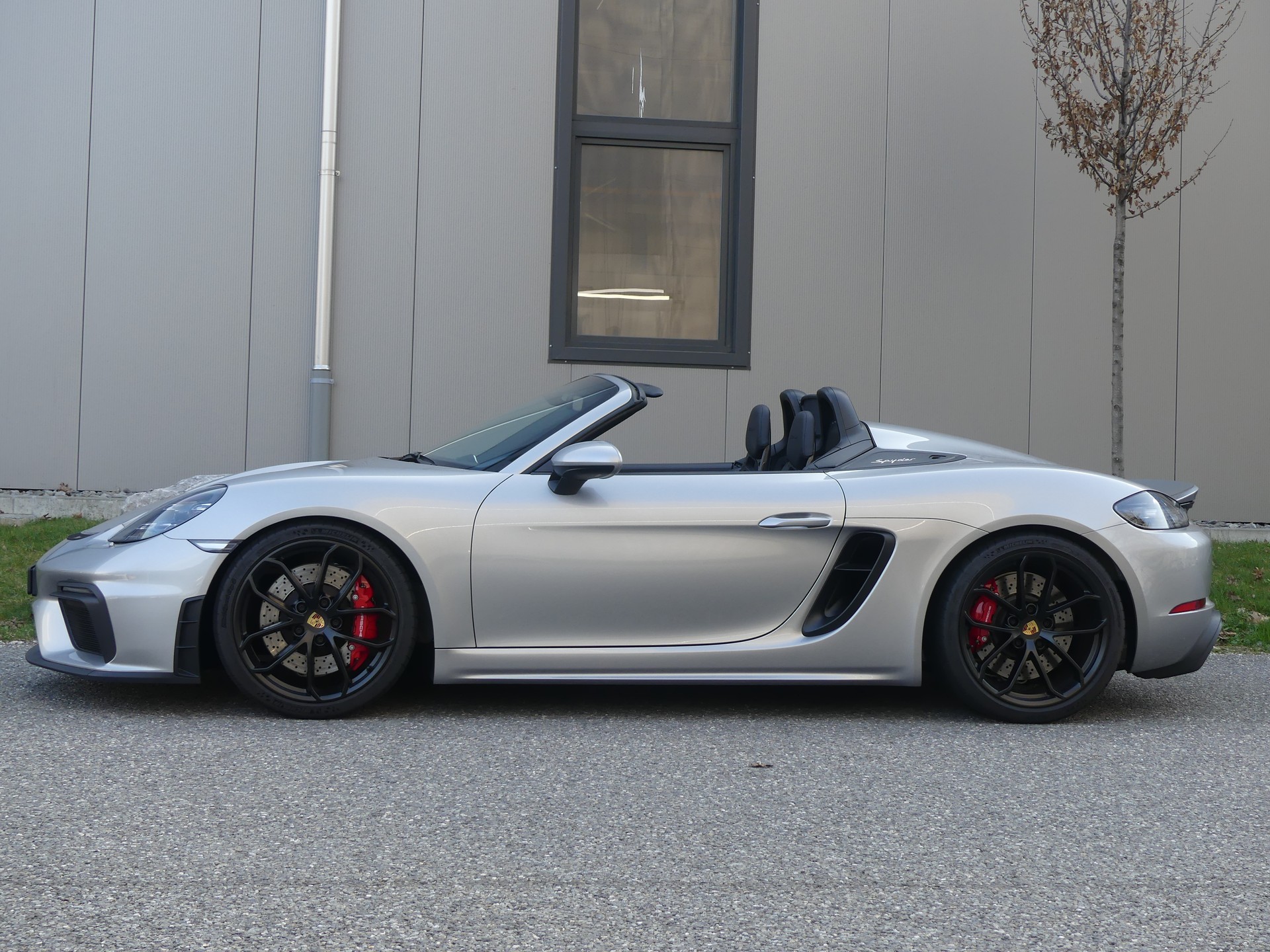 PORSCHE 718 Boxster Spyder PDK-image-2