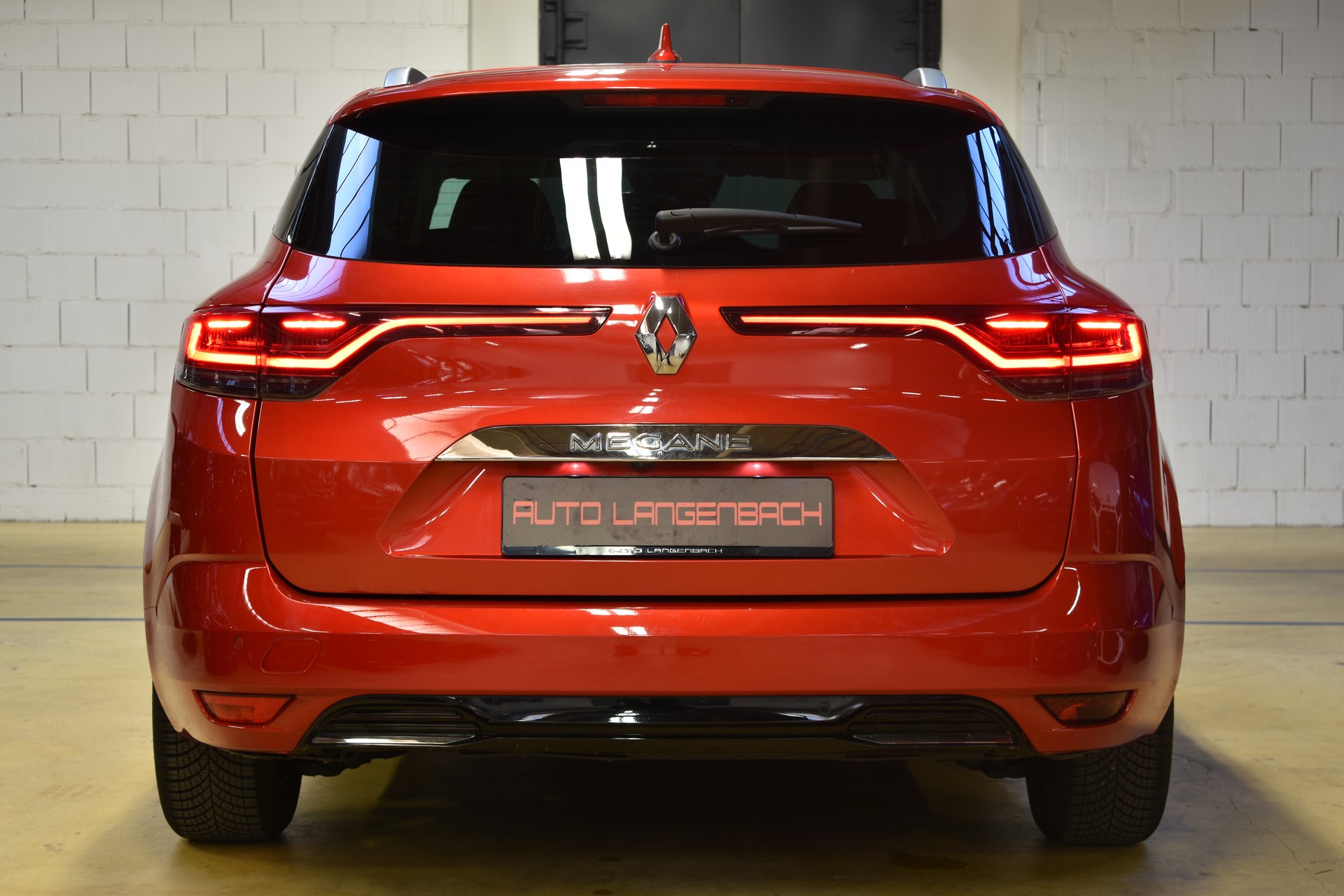 RENAULT Mégane Grandtour 1.5 dCi GT EDC Sports-Line - New Model 2021-image-4