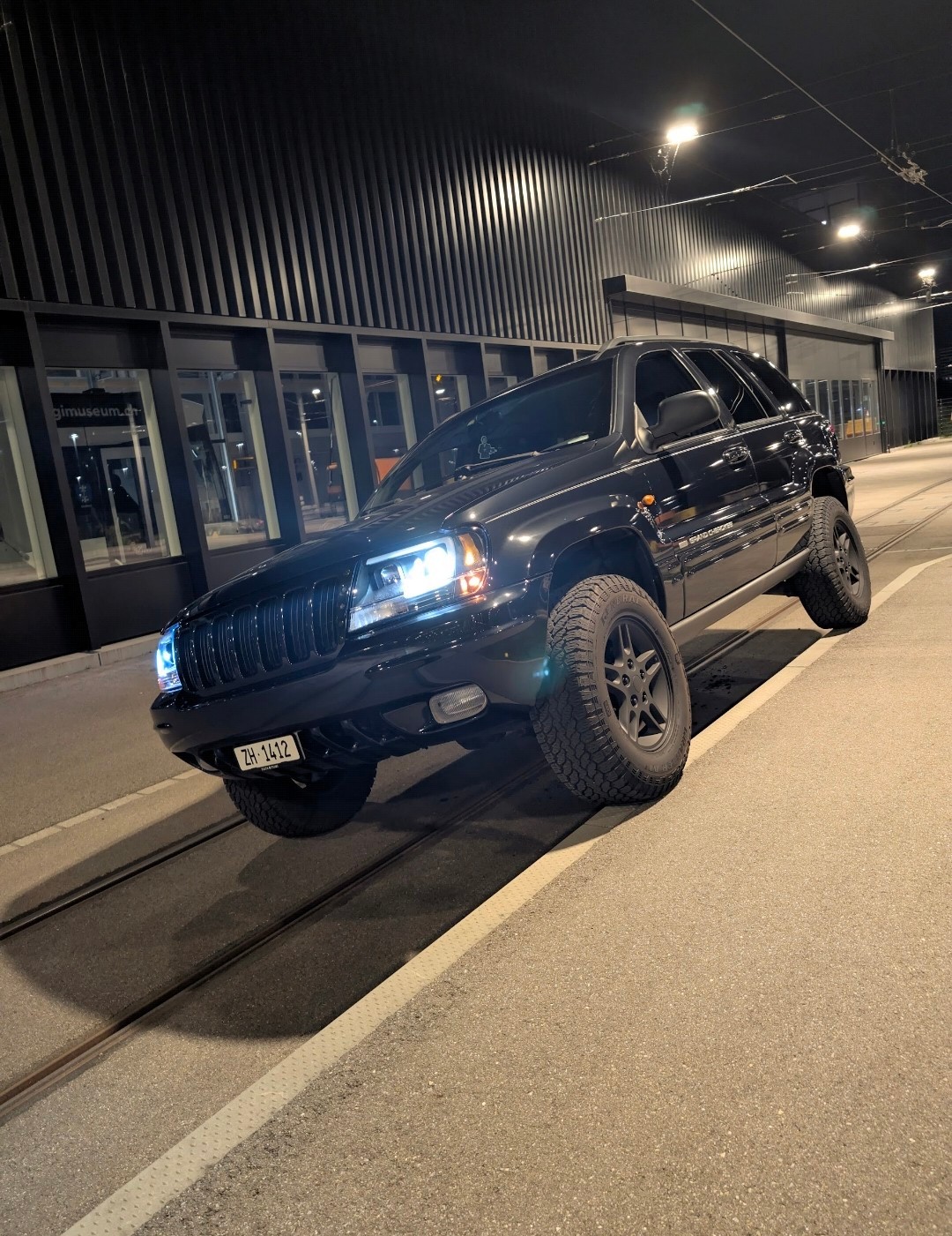 JEEP Grand Cherokee 4.7 Limited Automatic-image-5