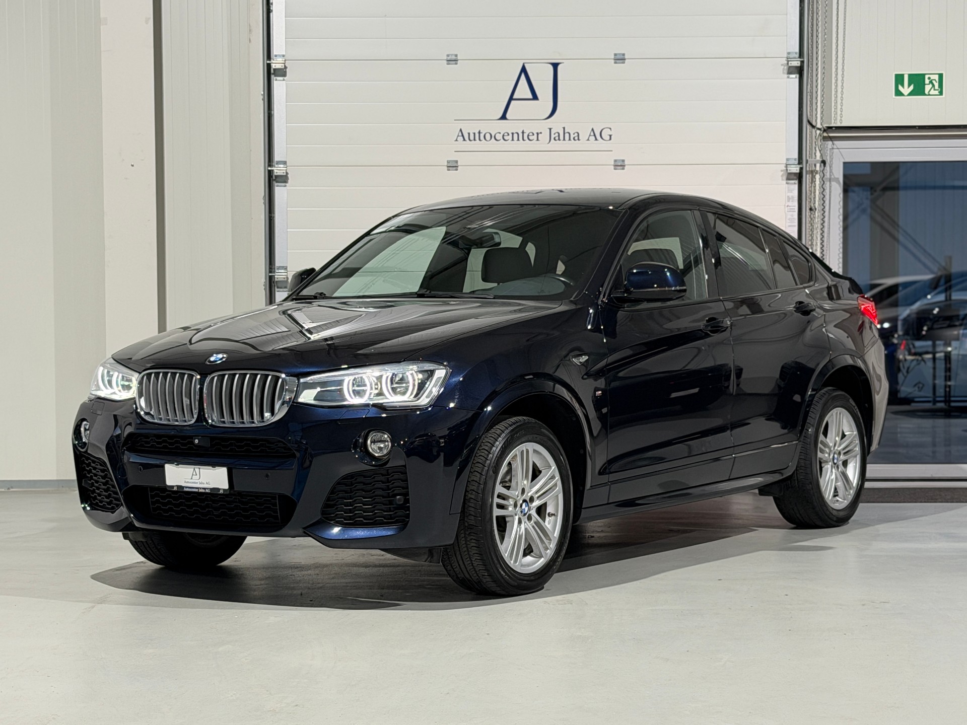 BMW X4 xDrive 30d M Sport Steptronic (CH)-image-2