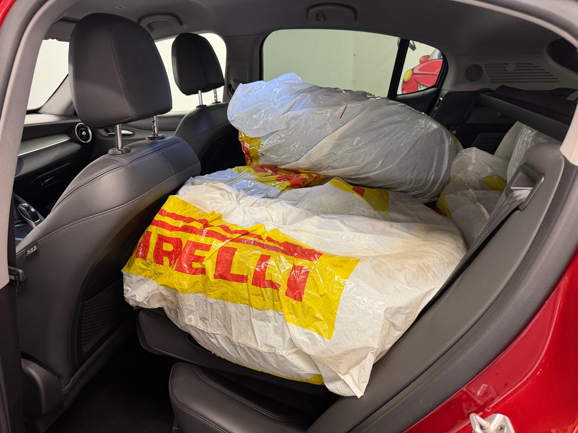 ALFA ROMEO Stelvio 2.0 Executive Q4 Automatic-image-16