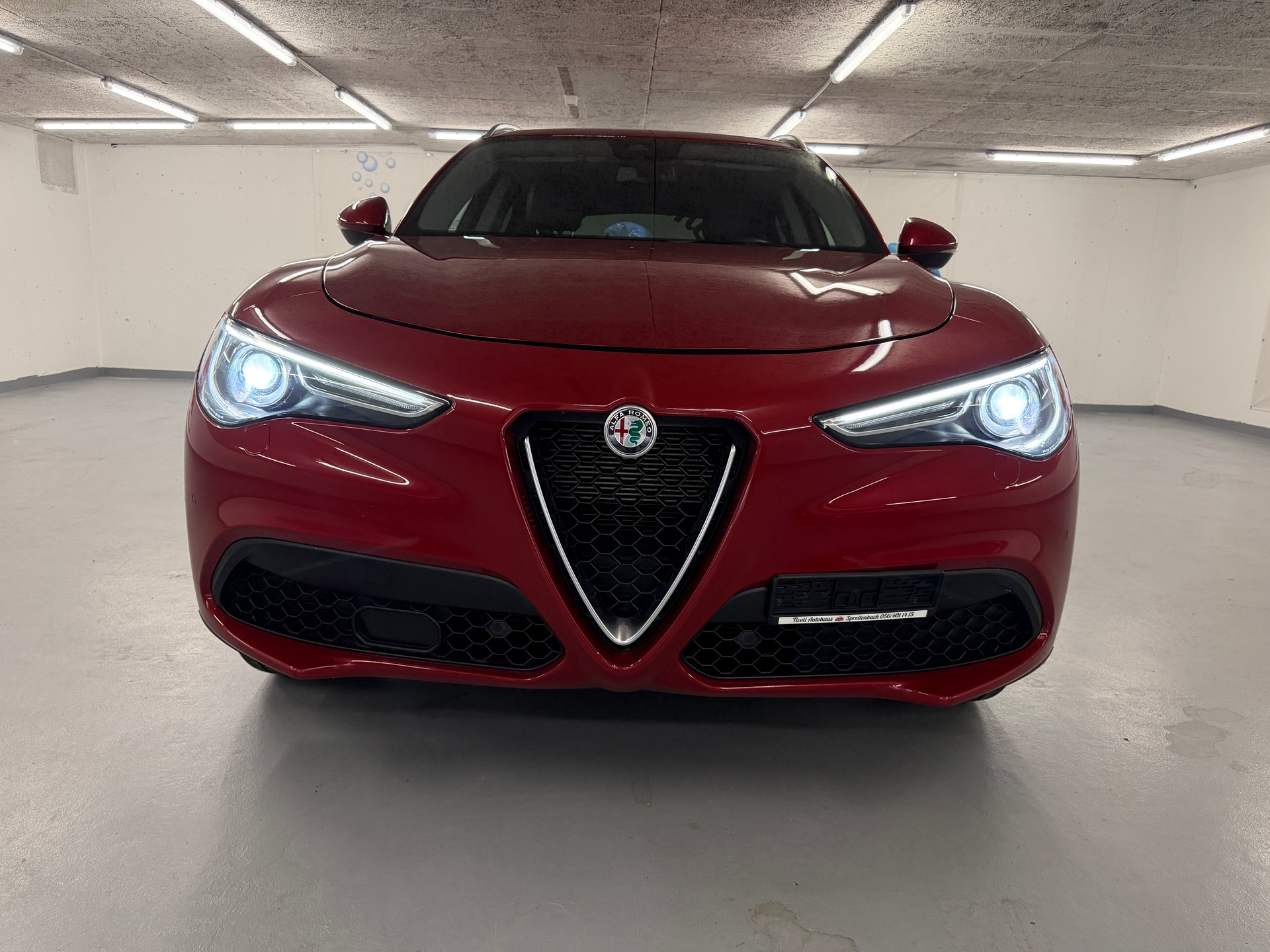 ALFA ROMEO Stelvio 2.0 Executive Q4 Automatic-showroom-element-2