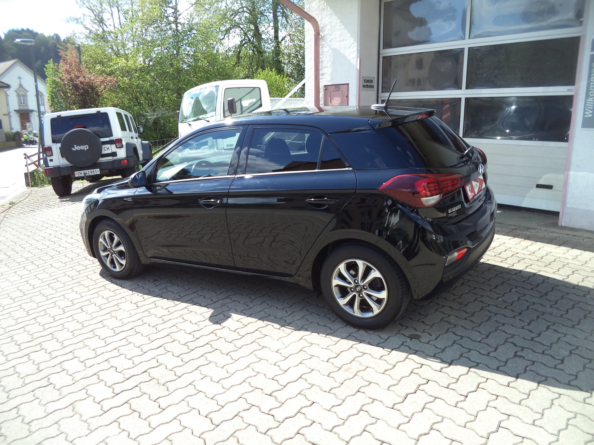 HYUNDAI i20 1.0 T-GDi Amplia DCT-image-4