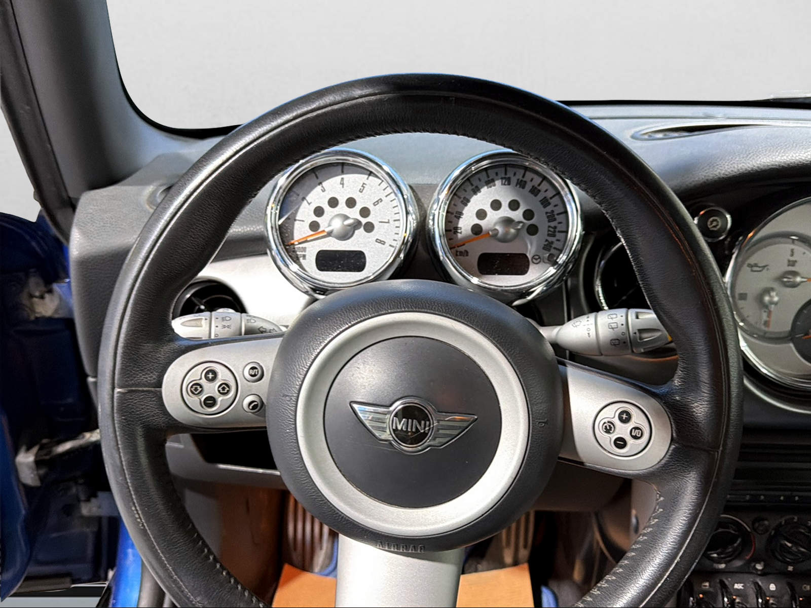 MINI Cooper S-image-11