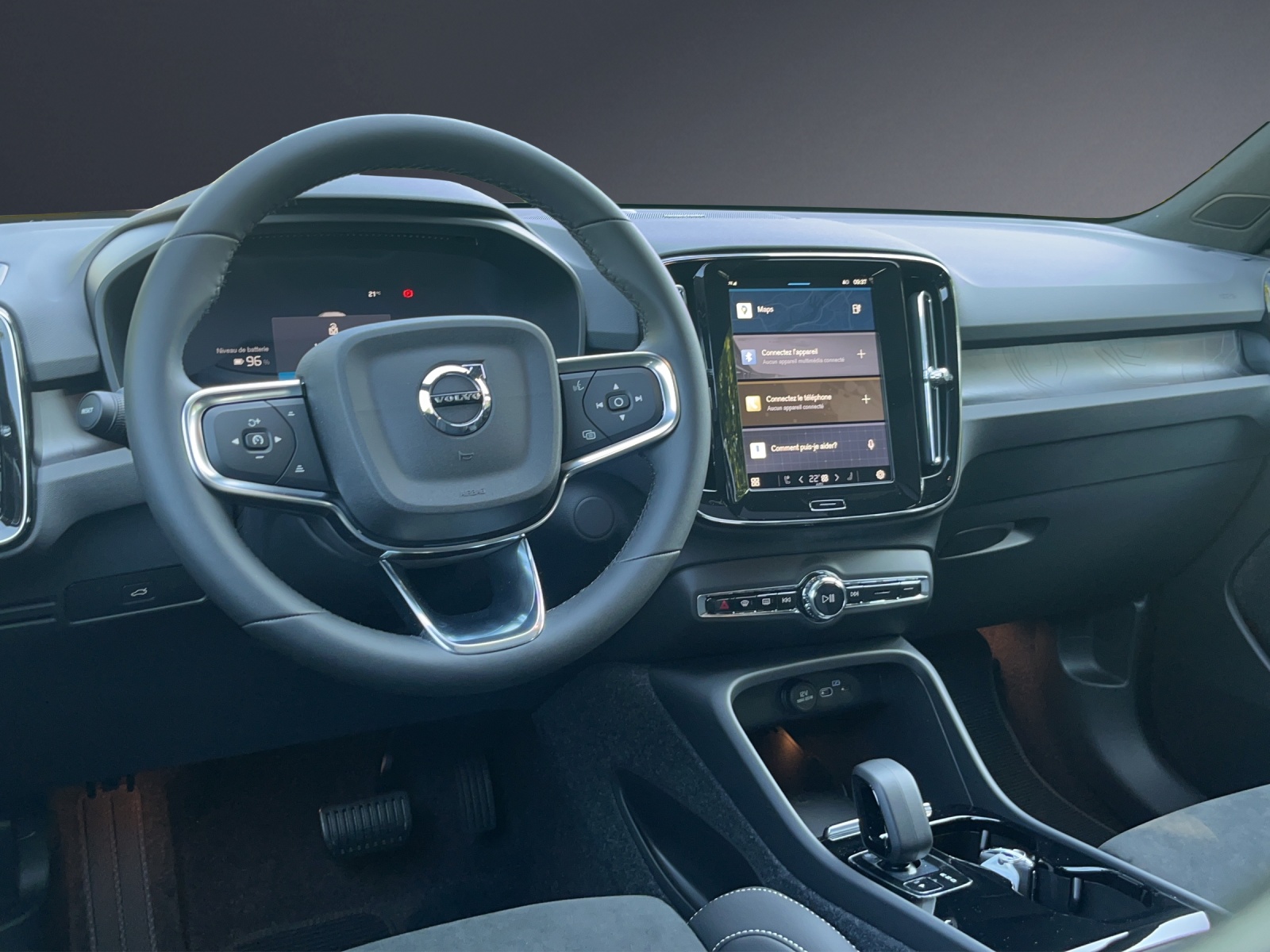 VOLVO EX40 82kWh Twin Motor Performance AWD Black Edition-image-7