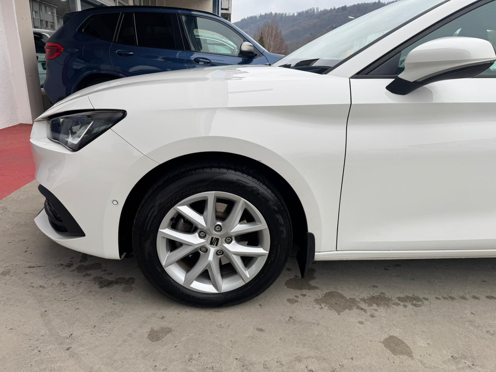 SEAT Leon 1.0 eTSI mHEV Style-image-7