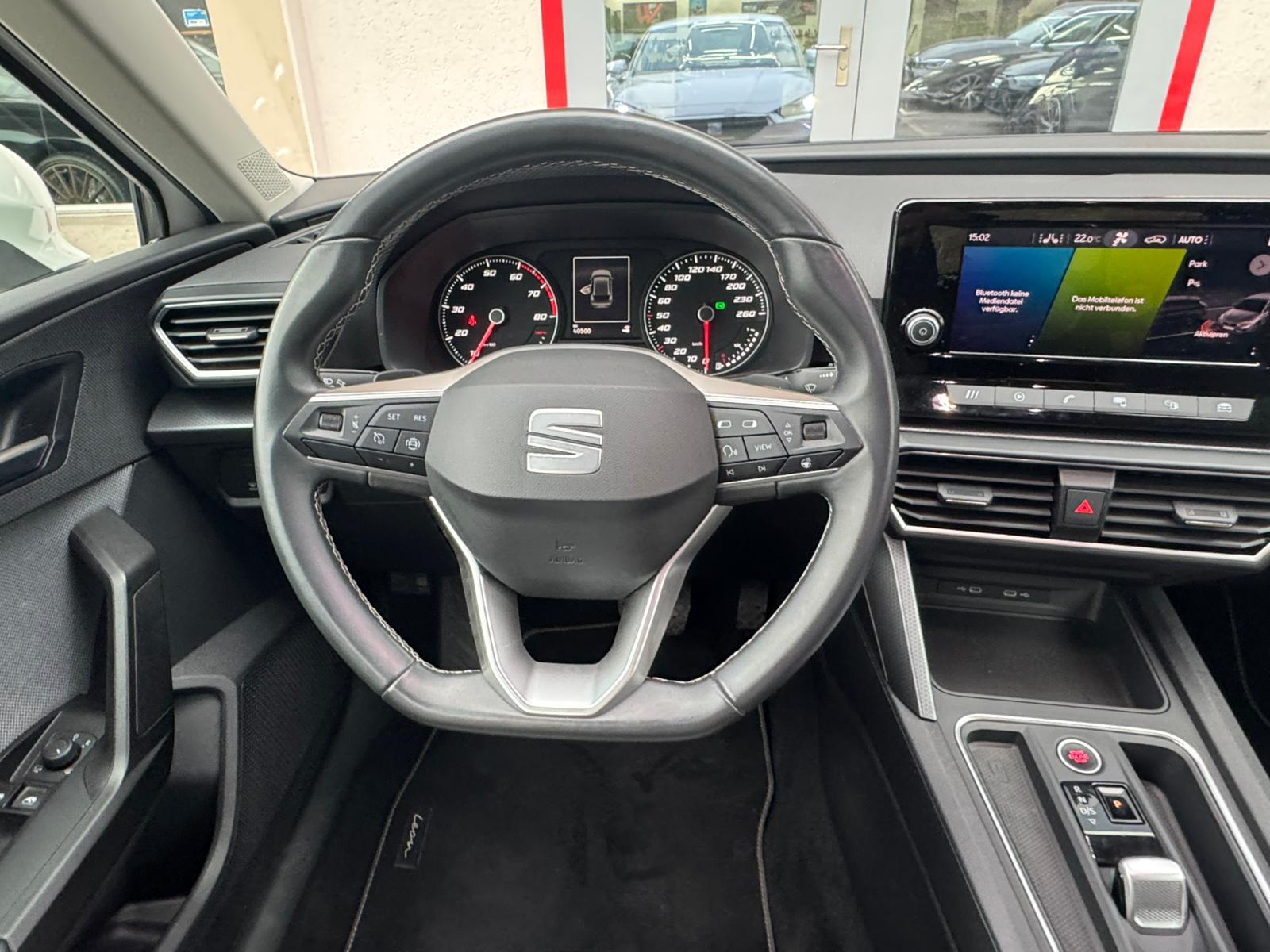 SEAT Leon 1.0 eTSI mHEV Style-image-12