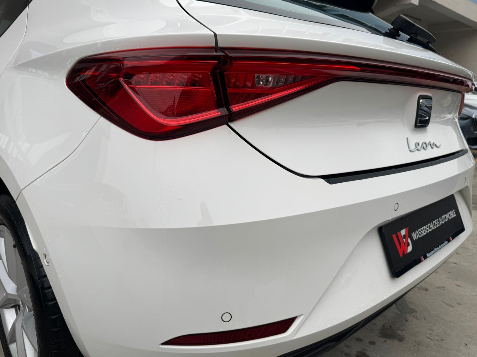 SEAT Leon 1.0 eTSI mHEV Style-image-9