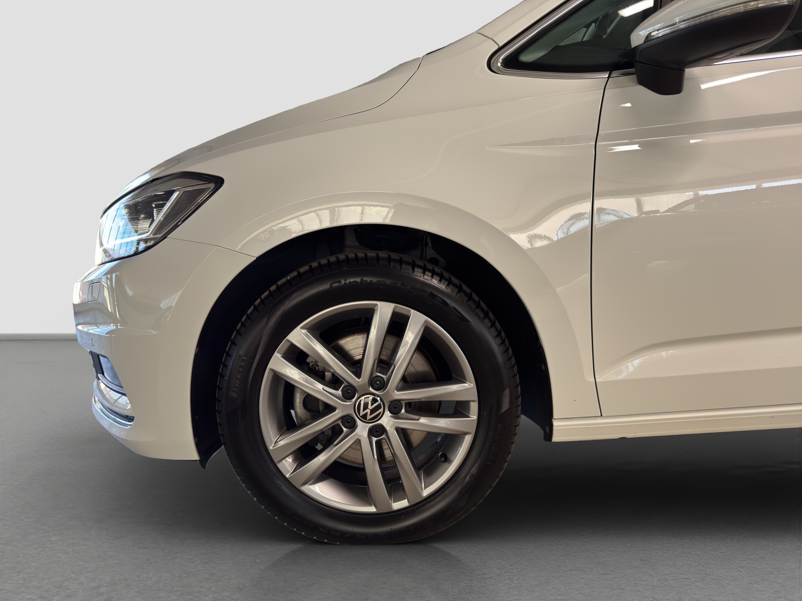 VW Touran 1.5 TSI EVO Highline DSG-image-4