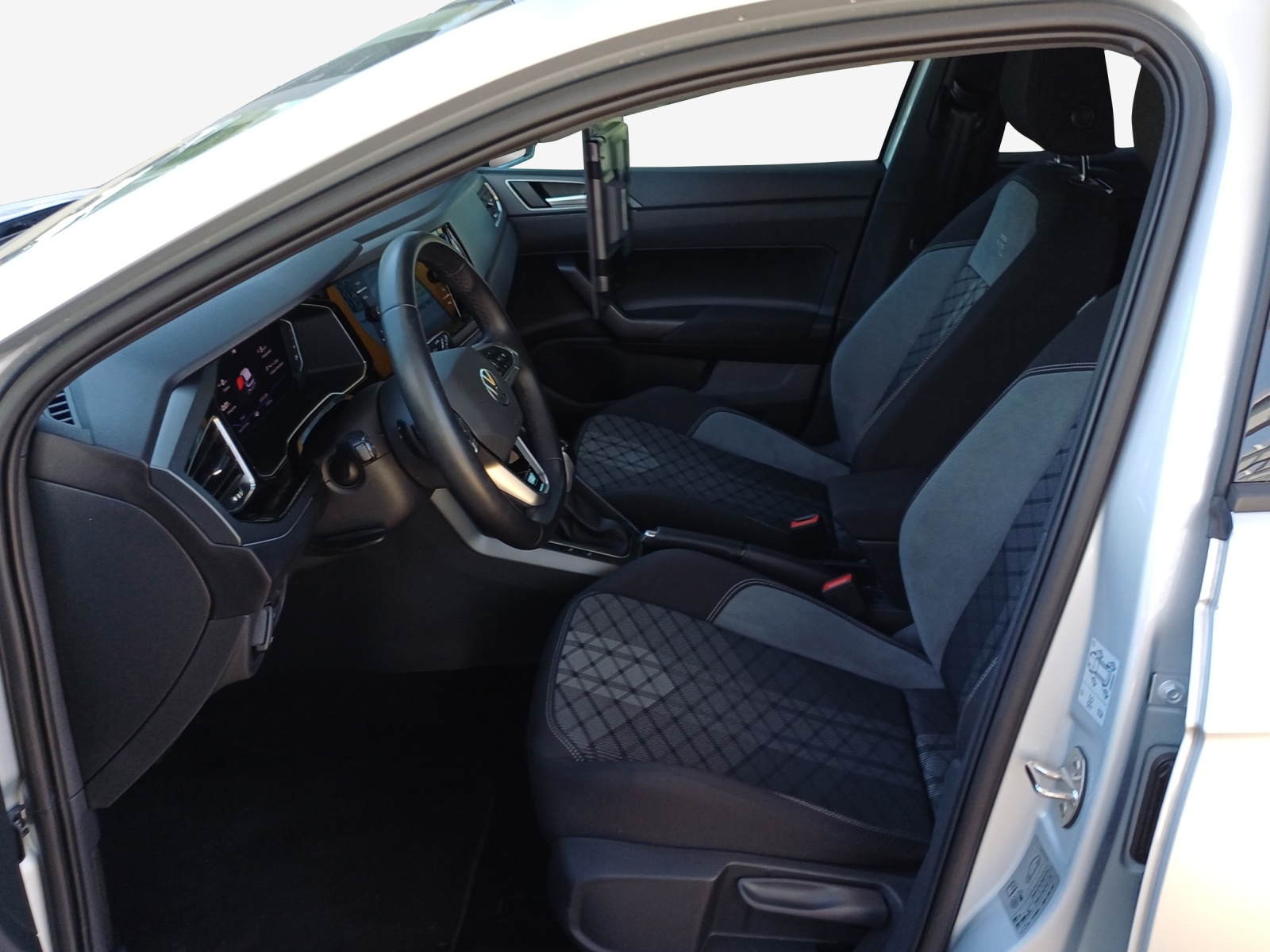 VW Polo 1.0 TSI R-Line DSG-image-7