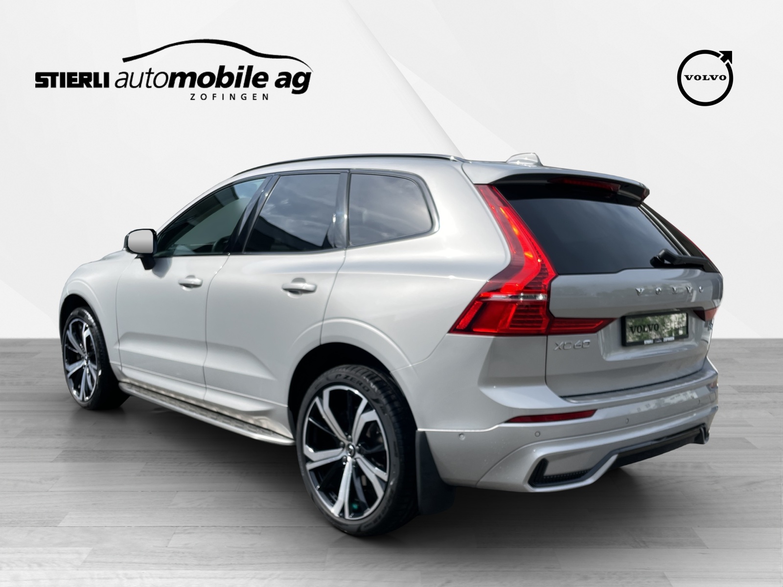 VOLVO XC60 2.0 B5 MH Ultimate Dark AWD-image-6