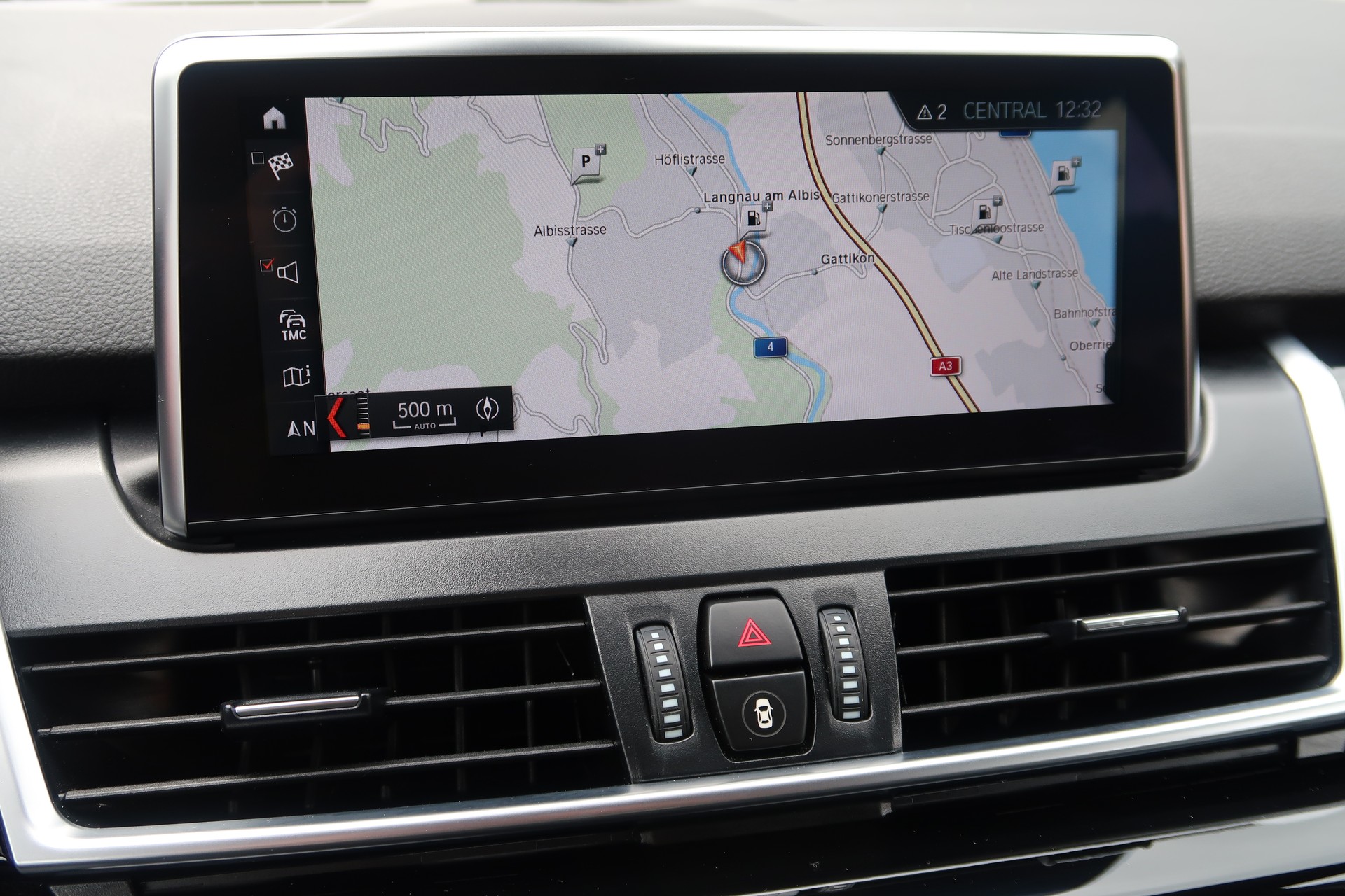 BMW 218d xDrive Active Tourer Steptronic Sport Line-image-13