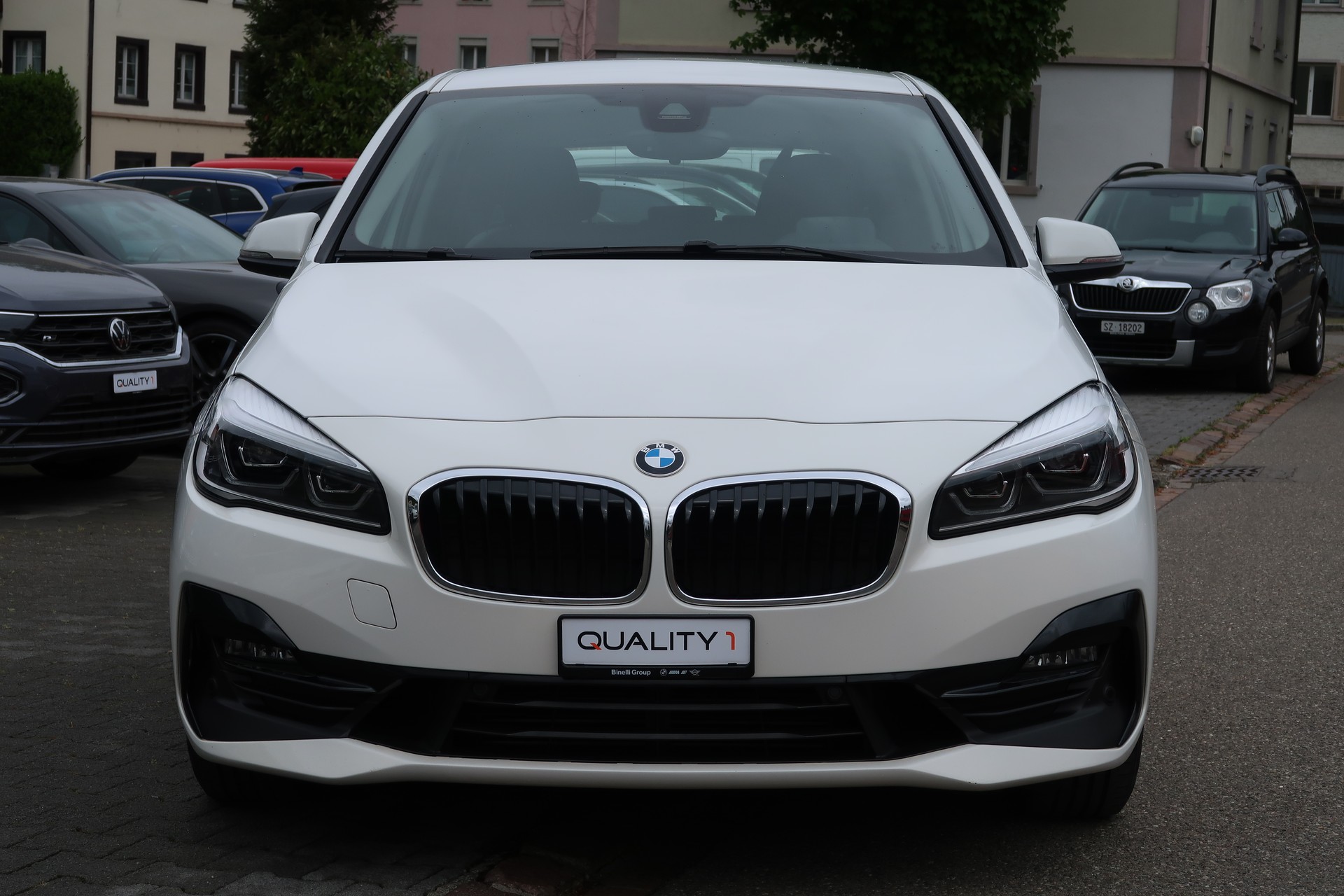 BMW 218d xDrive Active Tourer Steptronic Sport Line-image-1