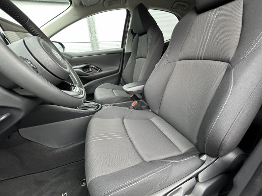 TOYOTA Yaris 1.5 Trend e-CVT-image-6